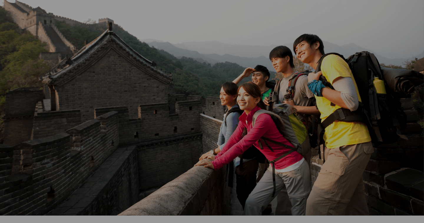 Students hiking at the Great Wall of China
