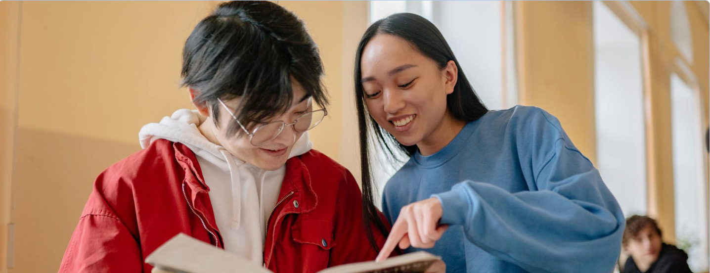Students practising Mandarin together